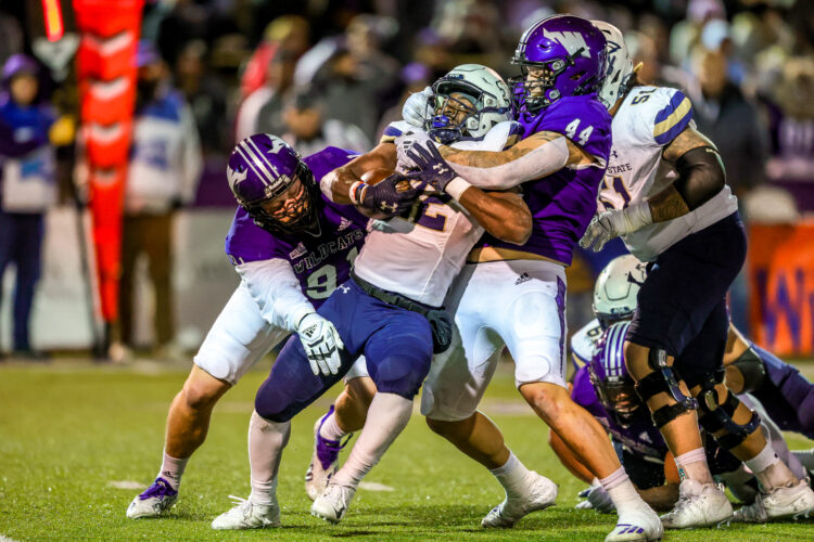 Dueling streaks define er State football’s topfive showdown at Montana State News, Sports